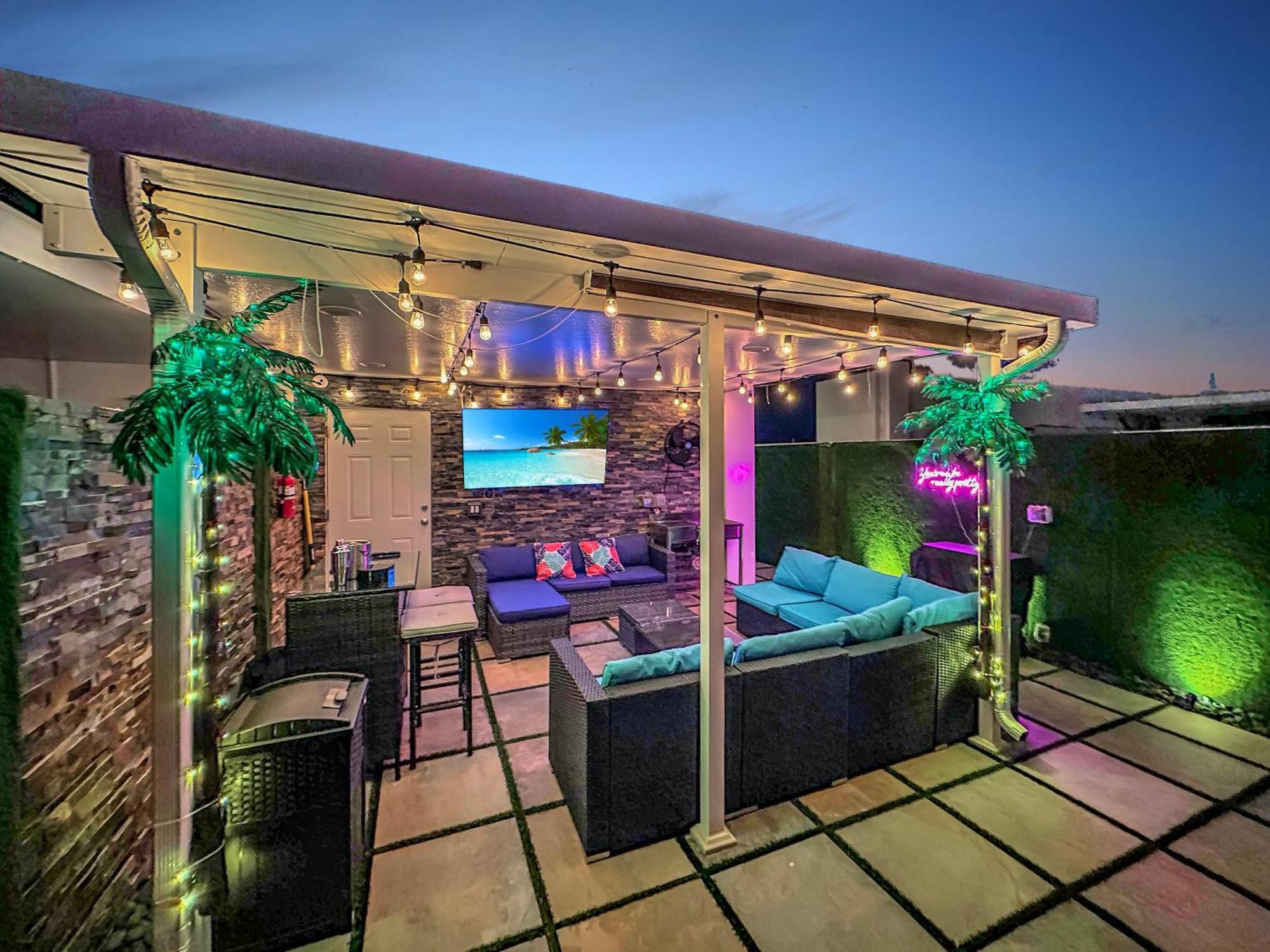 Vacay Spot Experience Luna Sky! 65" Tv Bar, Bbq, Shower Massage Jets, Music, Go To Fl Keys Homestead Luaran gambar
