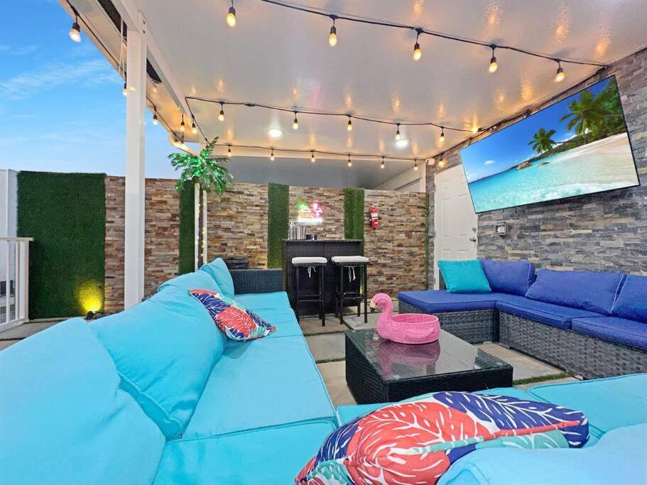 Vacay Spot Experience Luna Sky! 65" Tv Bar, Bbq, Shower Massage Jets, Music, Go To Fl Keys Homestead Luaran gambar